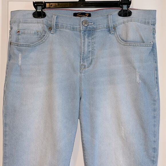 Seven7 Cropped Girlfriend Jeans - Picture 2 of 12